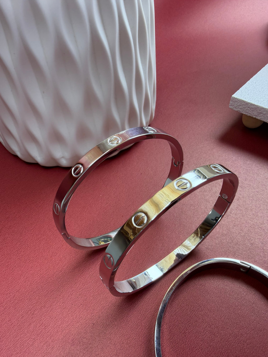 Carti Bangle Silver