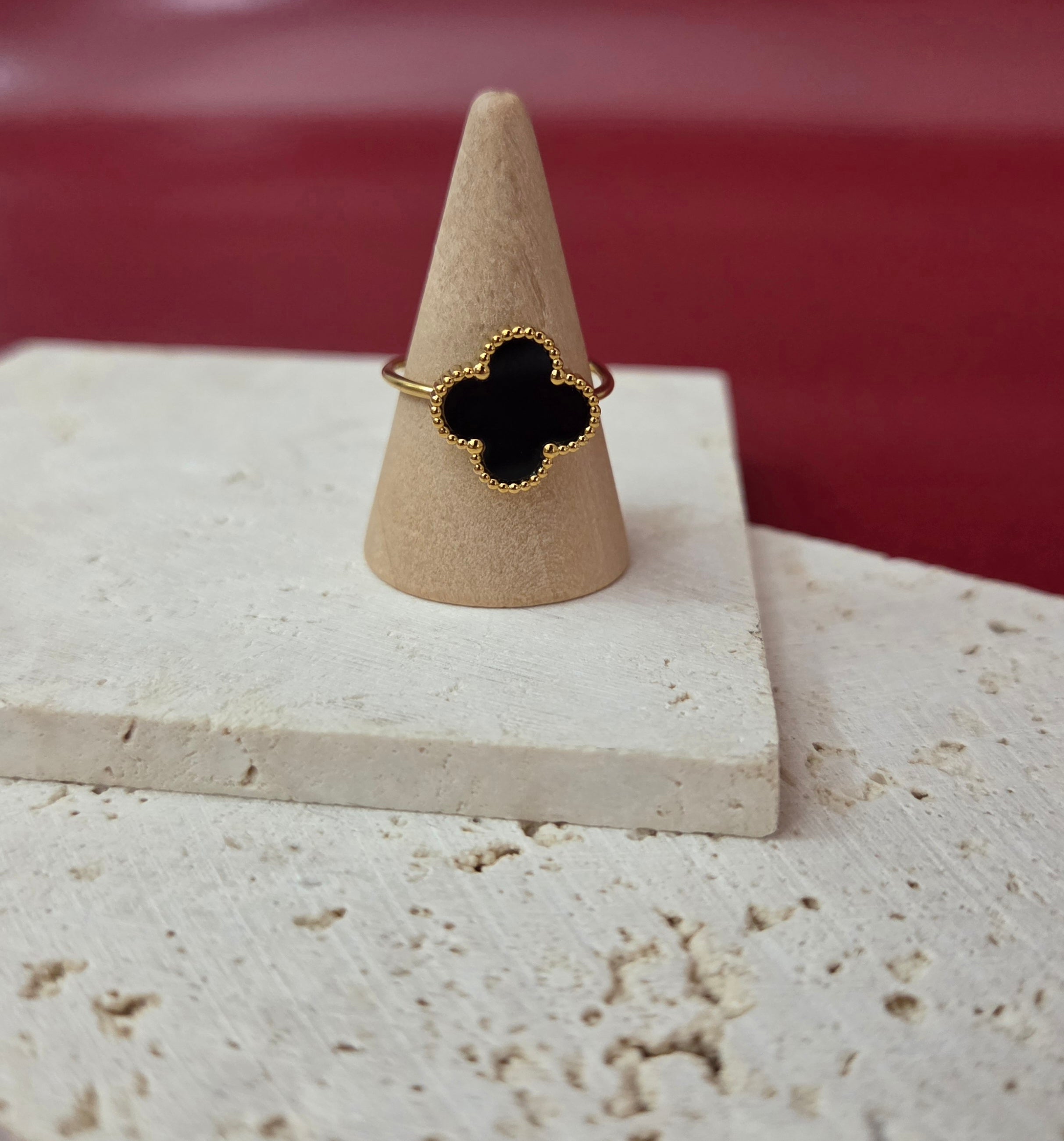 Sortija Clover Negra